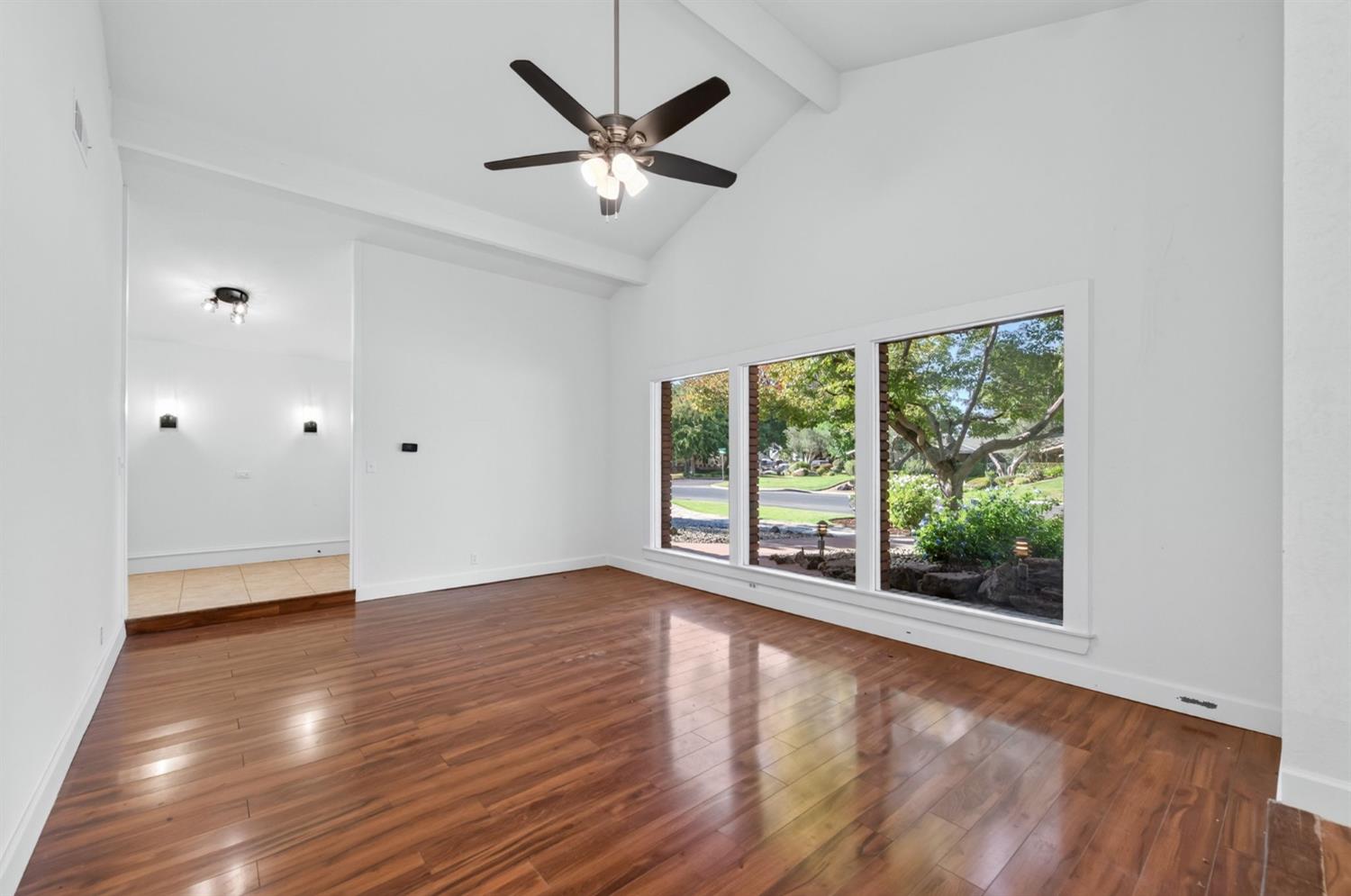2527 W San Madele Ave, Fresno, CA 93711