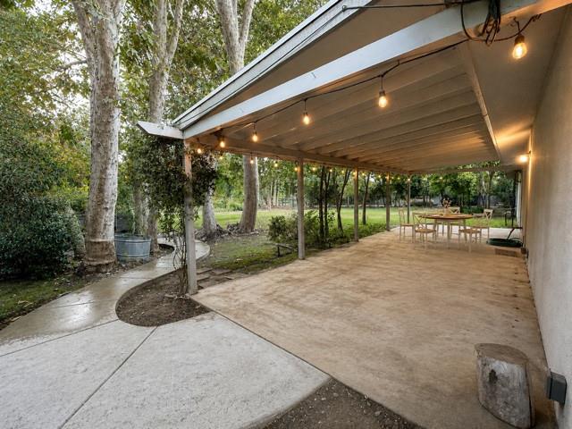 210 Wood Duck Ave, Sanger, CA 93657