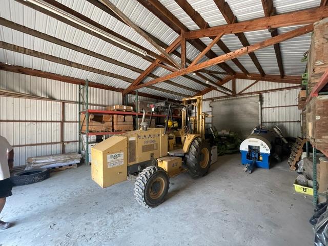 13333 S DeWolf Ave, Selma, CA 93662