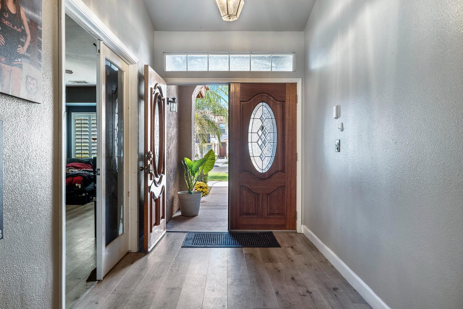 2649 Hillcrest St, Selma, CA 93662