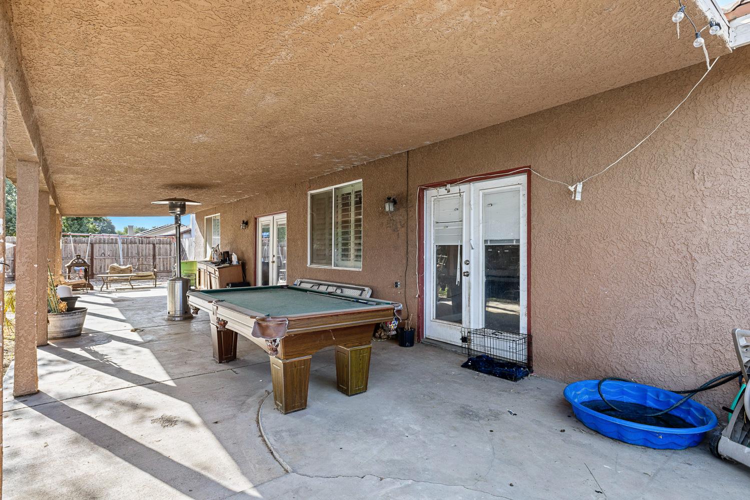 2649 Hillcrest St, Selma, CA 93662