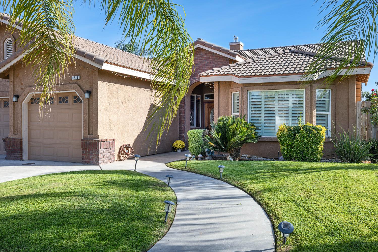 2649 Hillcrest St, Selma, CA 93662
