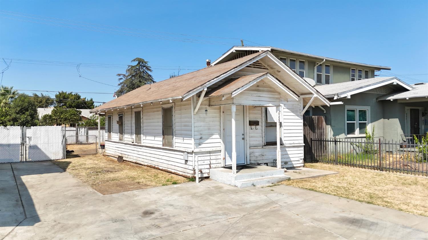 2531 C St, Selma, CA 93662