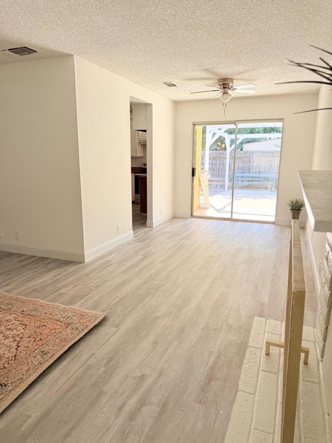 2807 E Norman, Visalia, CA 93292