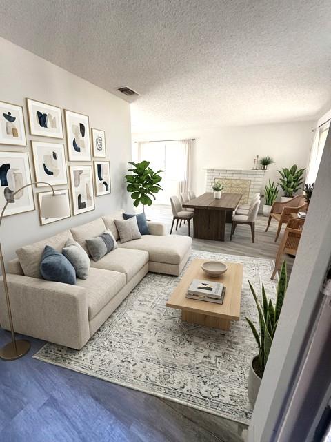 2807 E Norman, Visalia, CA 93292