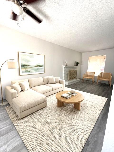 2807 E Norman, Visalia, CA 93292