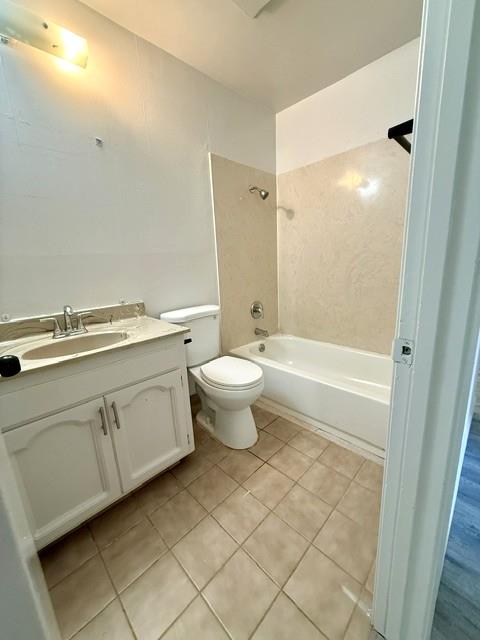 2807 E Norman, Visalia, CA 93292