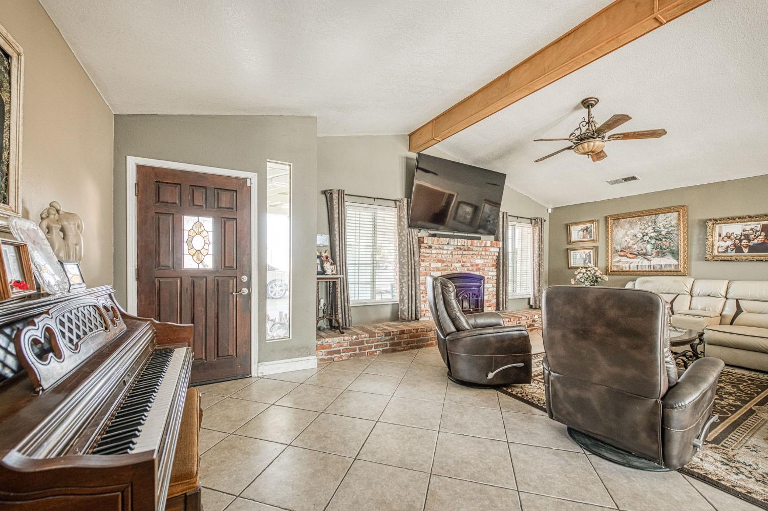 34786 Avenue 15, Madera, CA 93636
