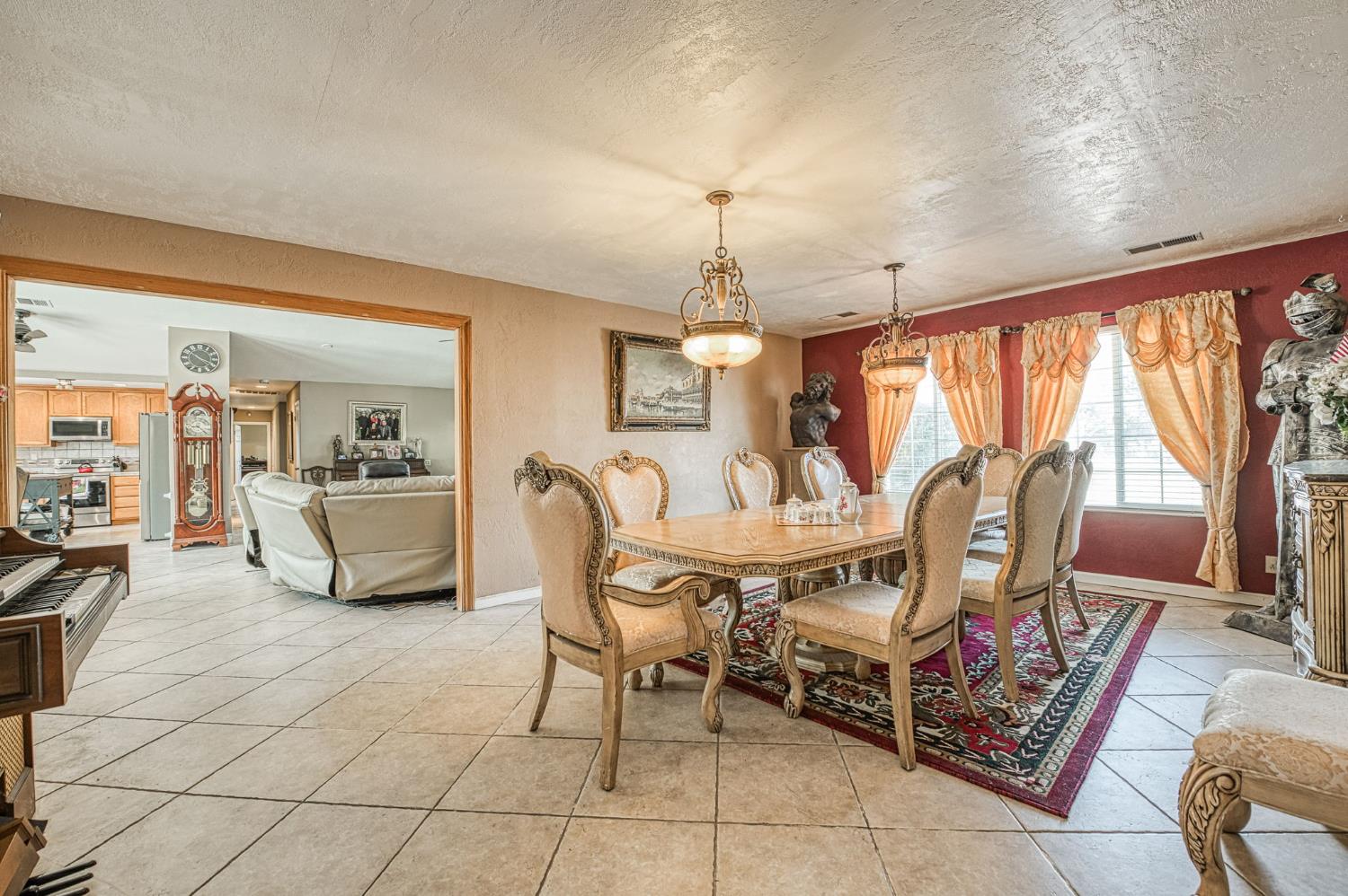34786 Avenue 15, Madera, CA 93636