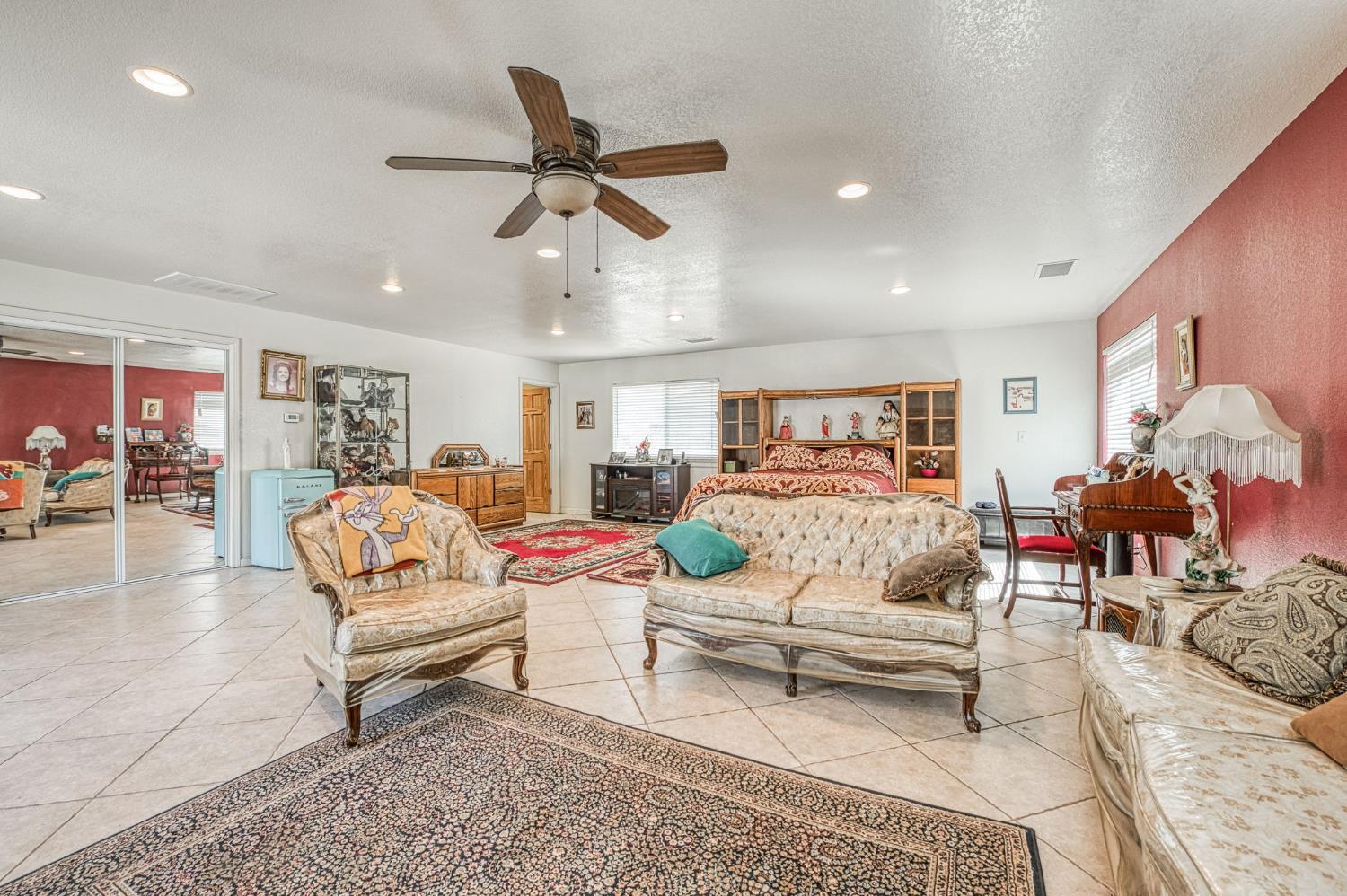 34786 Avenue 15, Madera, CA 93636