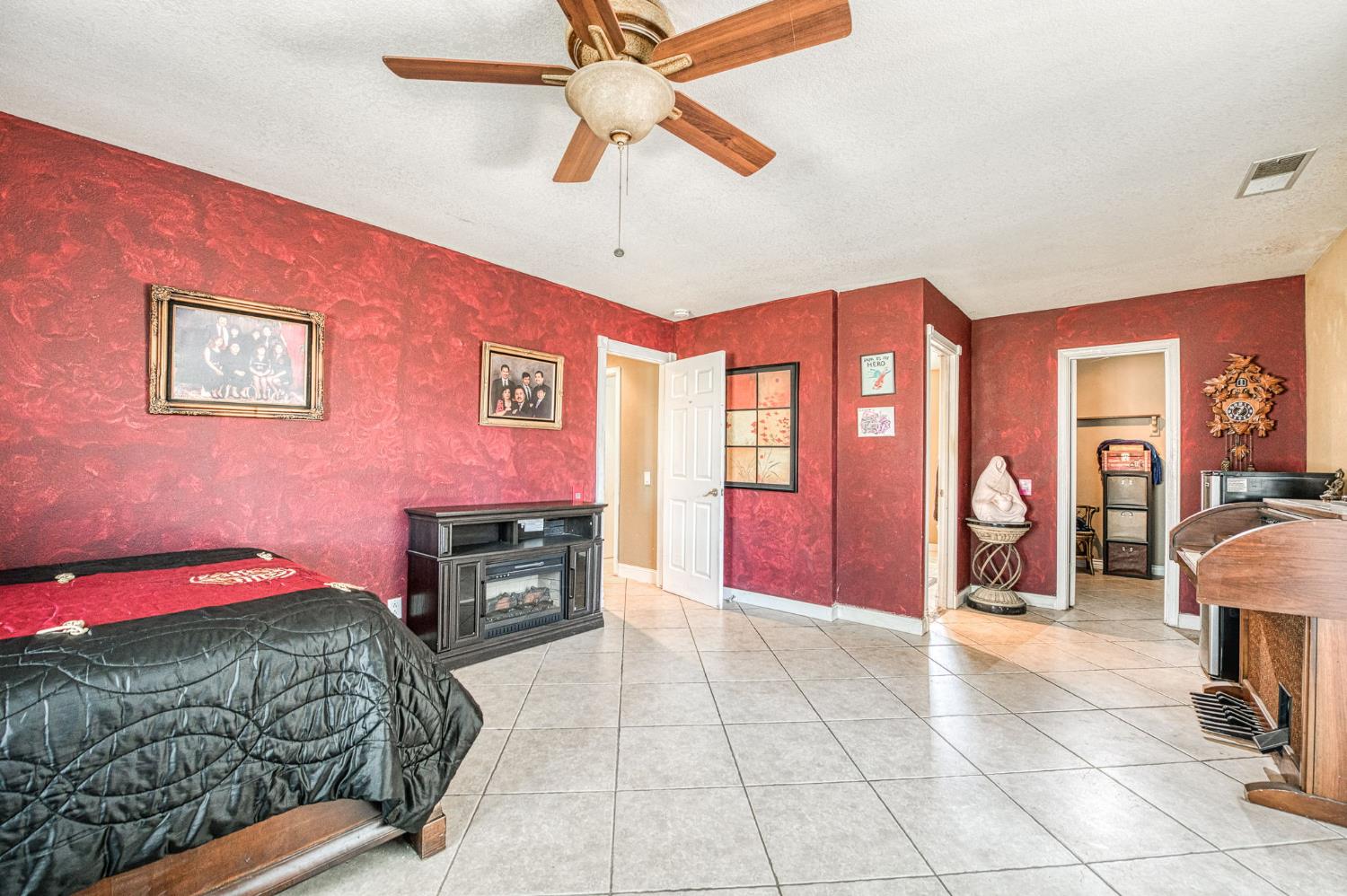 34786 Avenue 15, Madera, CA 93636