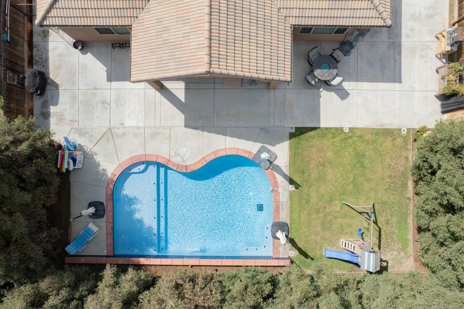 3240 W Lark Ave, Visalia, CA 93291