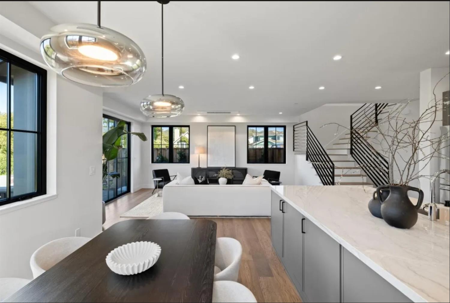 587 Creekside Ct, Half Moon Bay, CA 94019