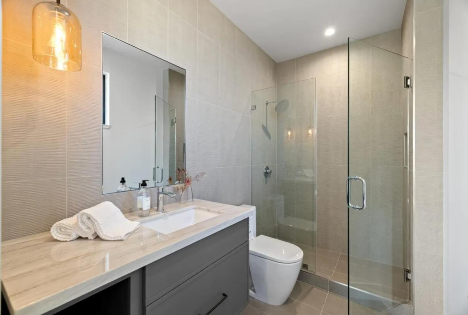 587 Creekside Ct, Half Moon Bay, CA 94019