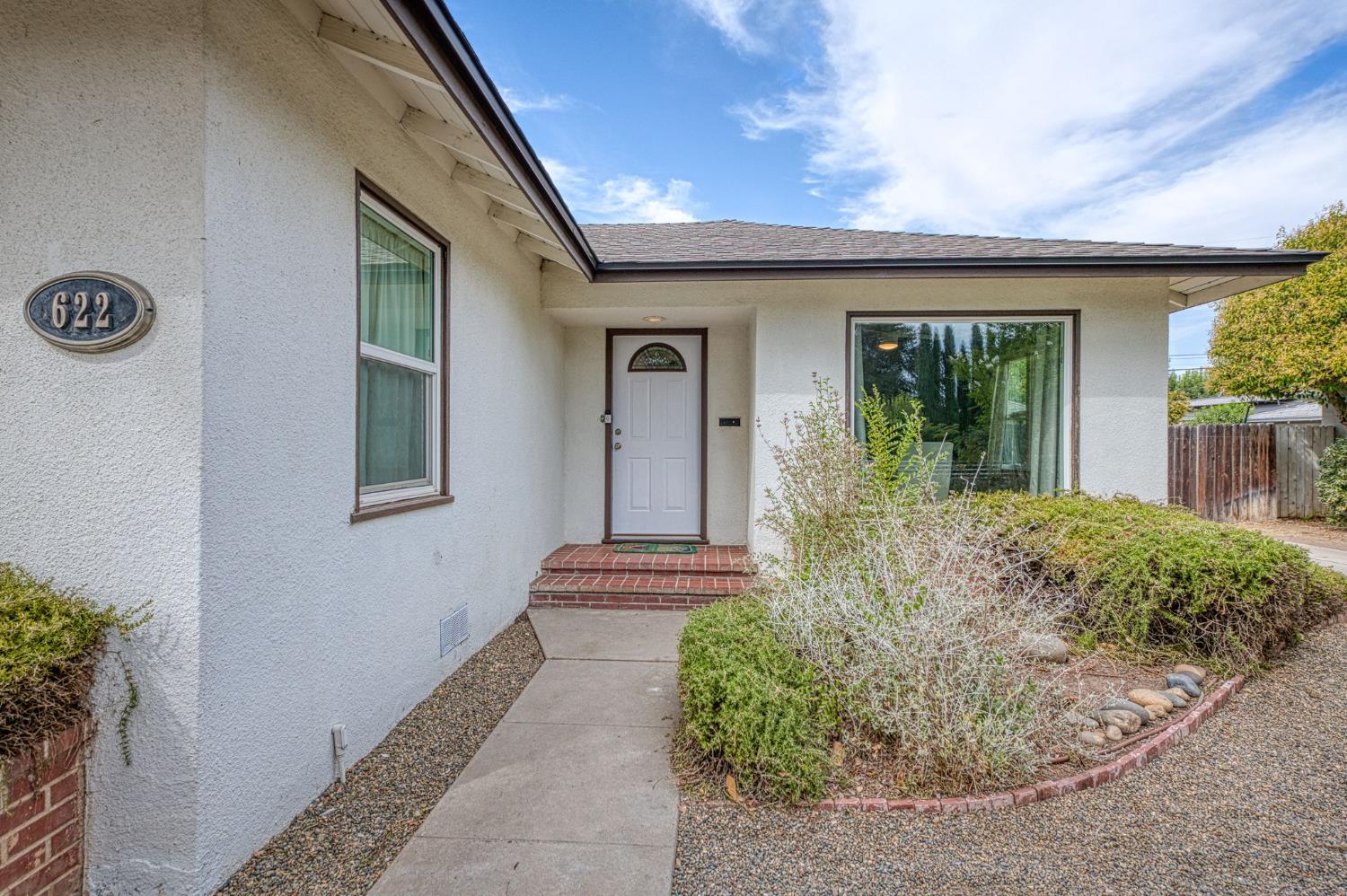 622 W Harvard Ave, Fresno, CA 93705