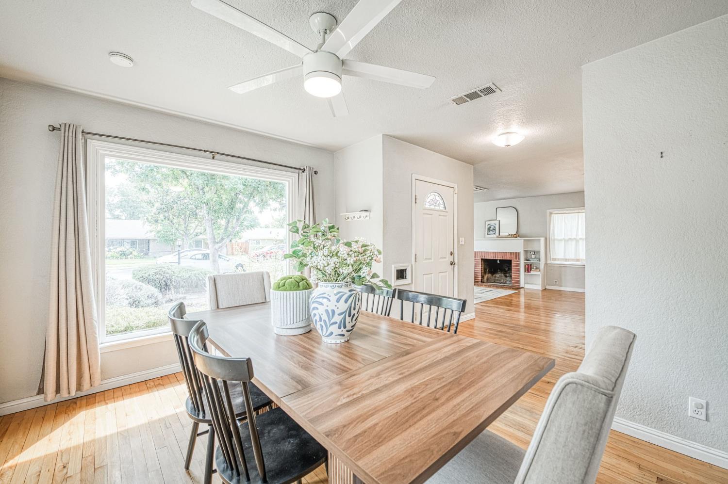 622 W Harvard Ave, Fresno, CA 93705