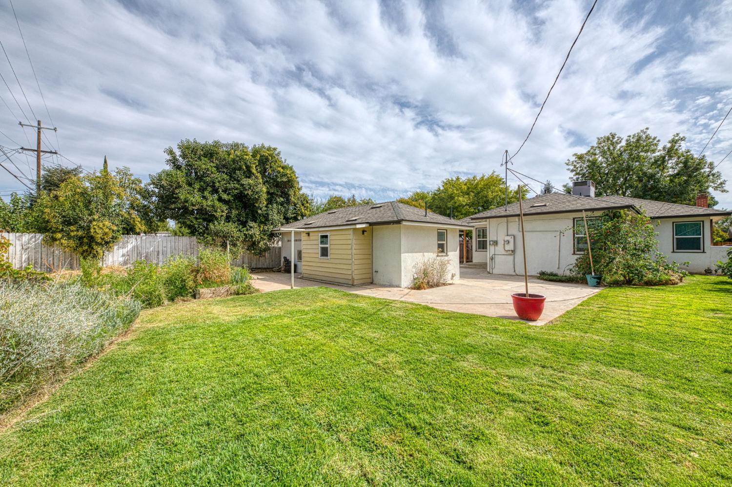 622 W Harvard Ave, Fresno, CA 93705