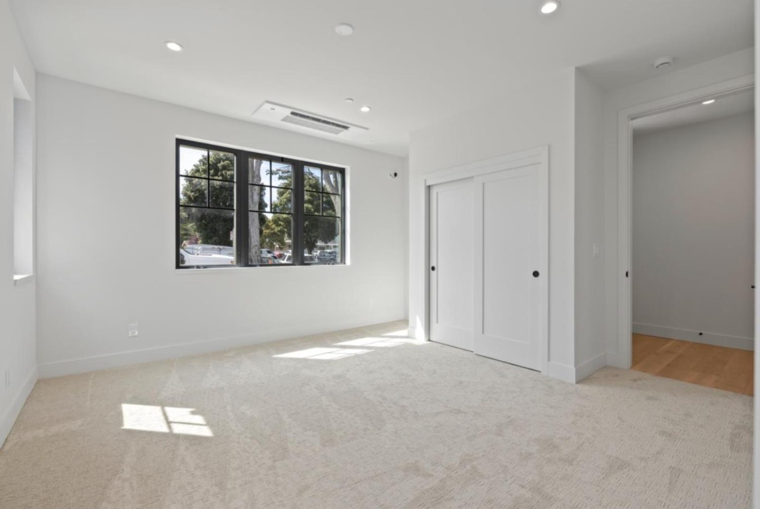 525 Creekside Ct, Half Moon Bay, CA 94019