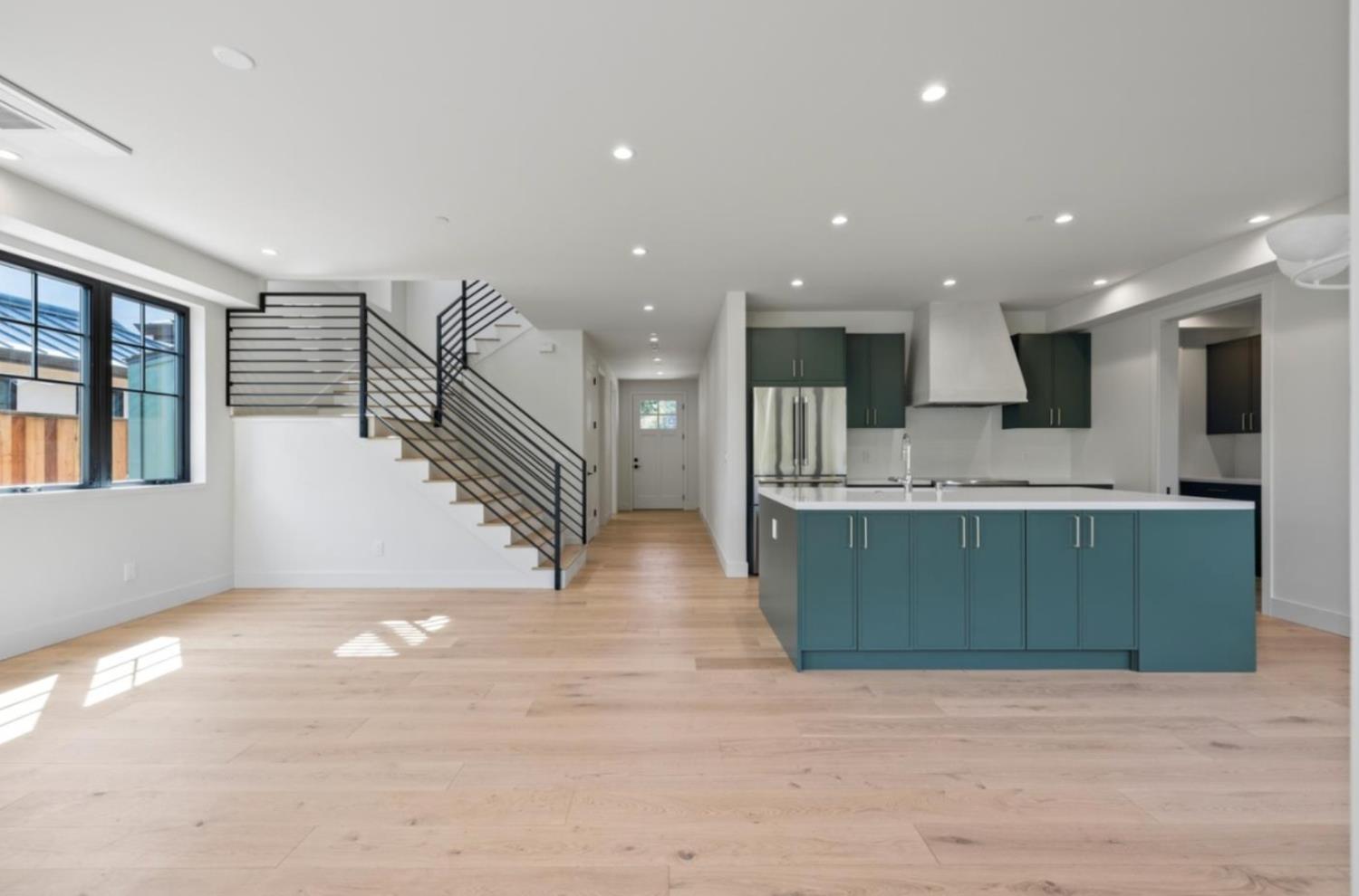 525 Creekside Ct, Half Moon Bay, CA 94019