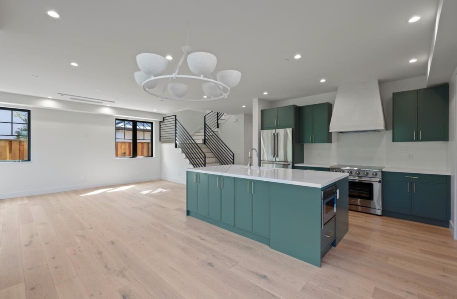 525 Creekside Ct, Half Moon Bay, CA 94019