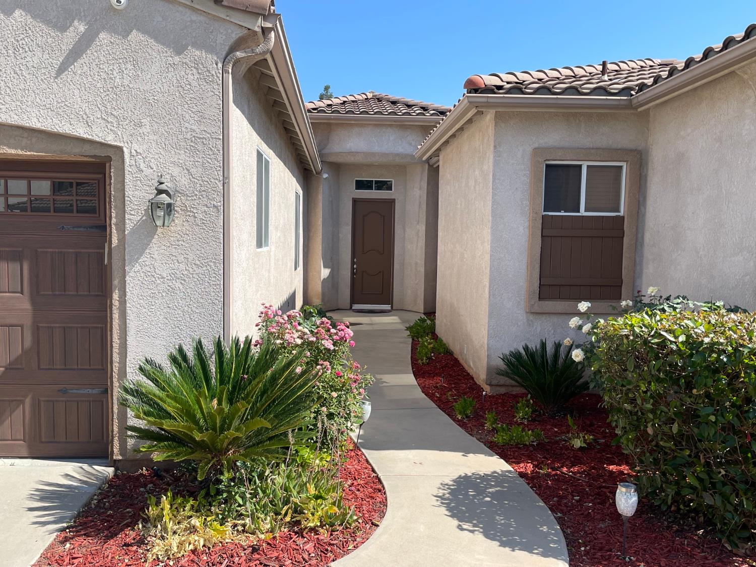 2626 E Solar Ave, Fresno, CA 93720
