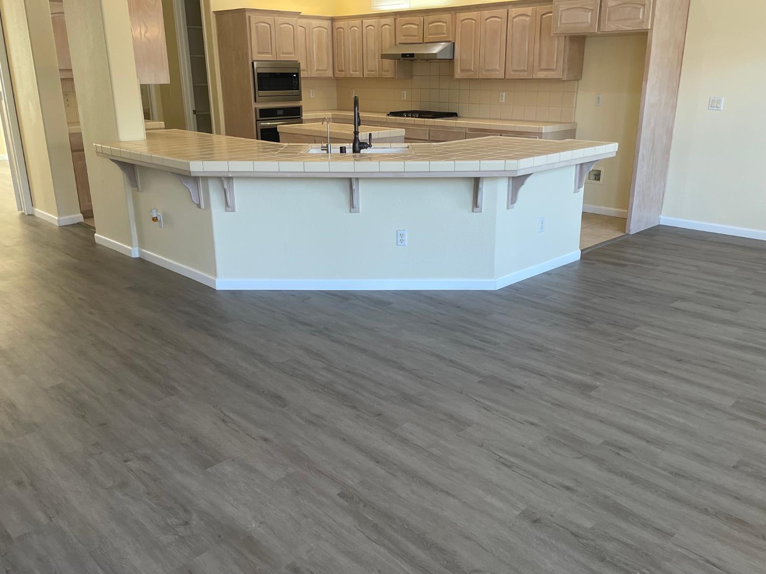 2626 E Solar Ave, Fresno, CA 93720