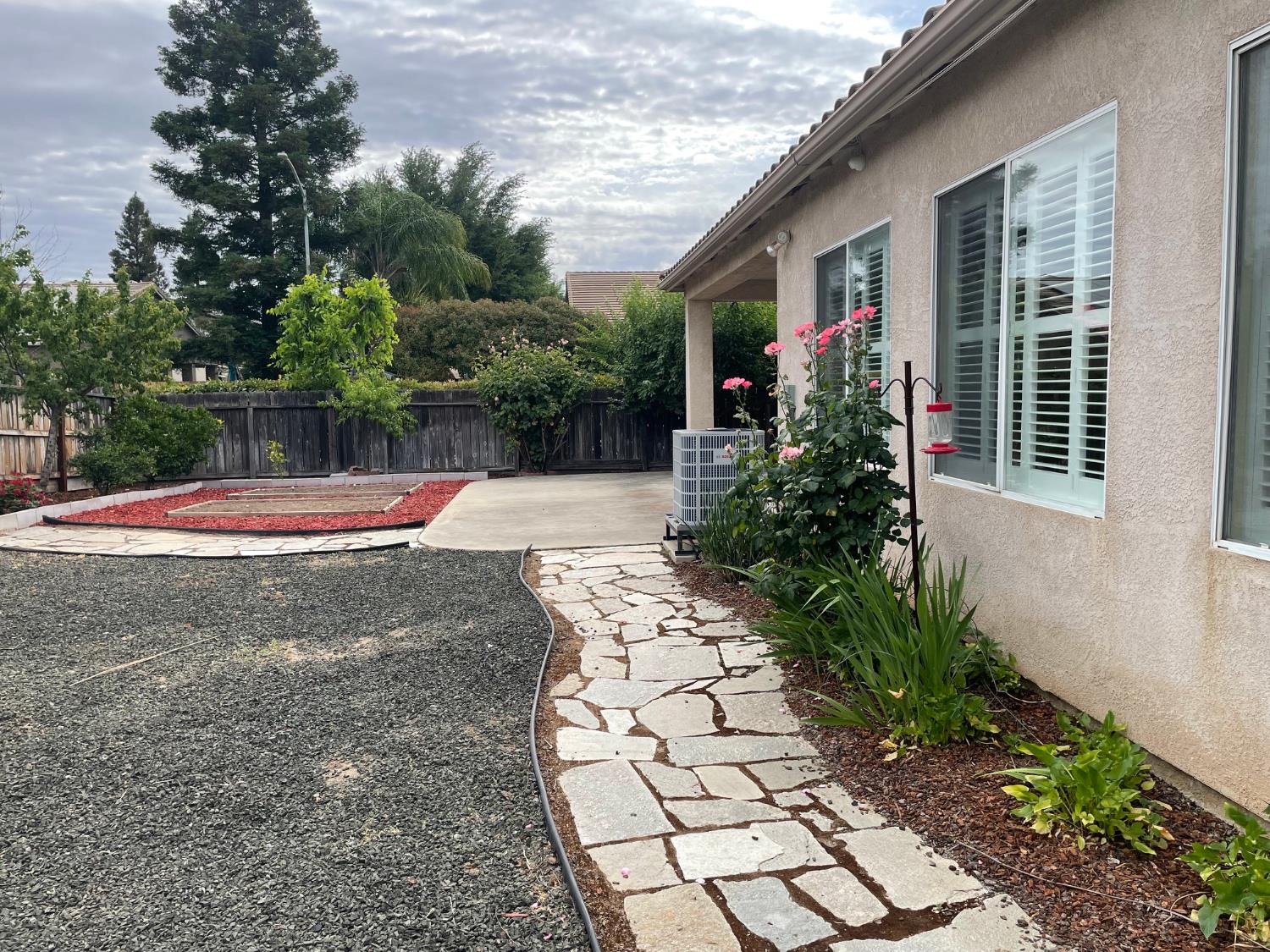 2626 E Solar Ave, Fresno, CA 93720