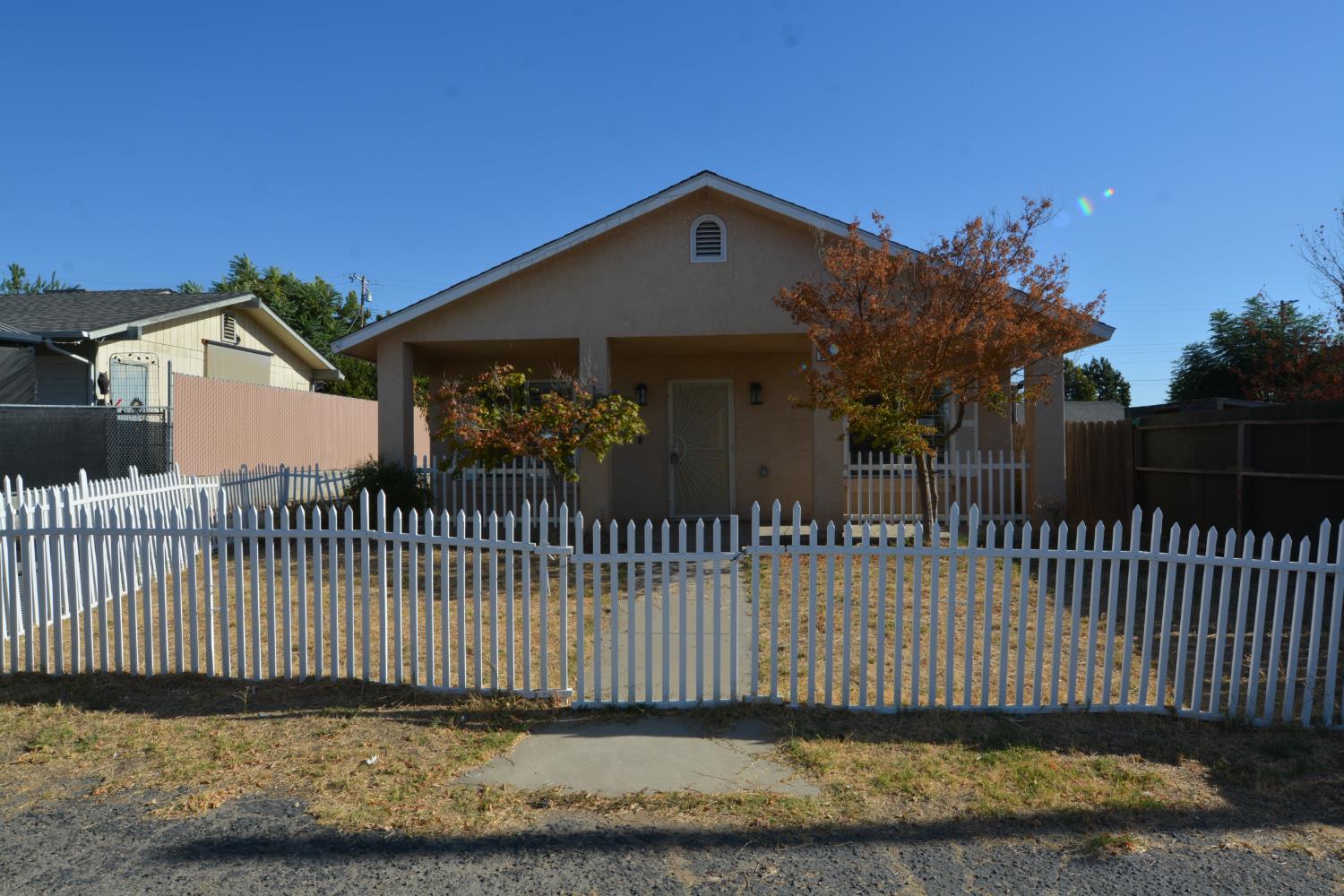 3965 E Marcus Ave, Friant, CA 93626