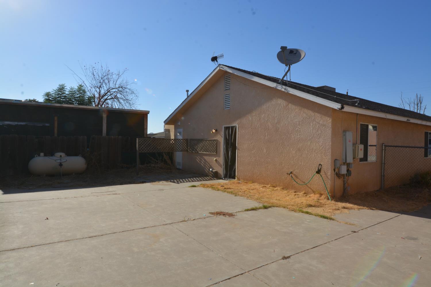 3965 E Marcus Ave, Friant, CA 93626