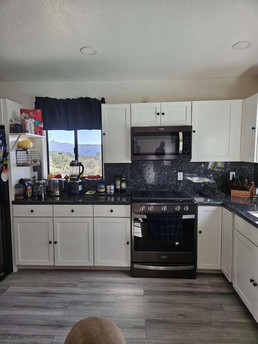 43980 CA-49, Ahwahnee, CA 93601