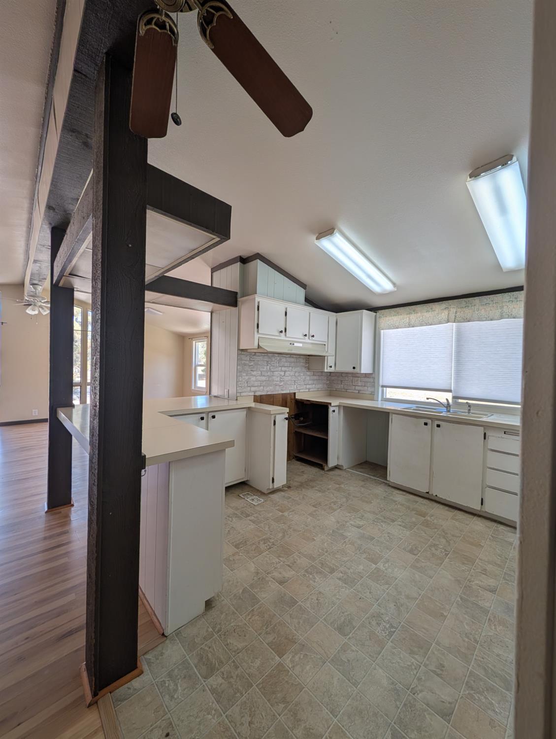 34904 Bronco Ln, Yokuts Valley, CA 93675