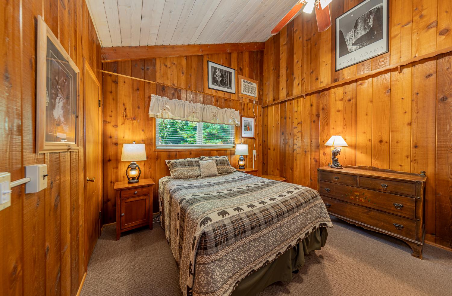 8005 Cedar Cir, Wawona, CA 95389