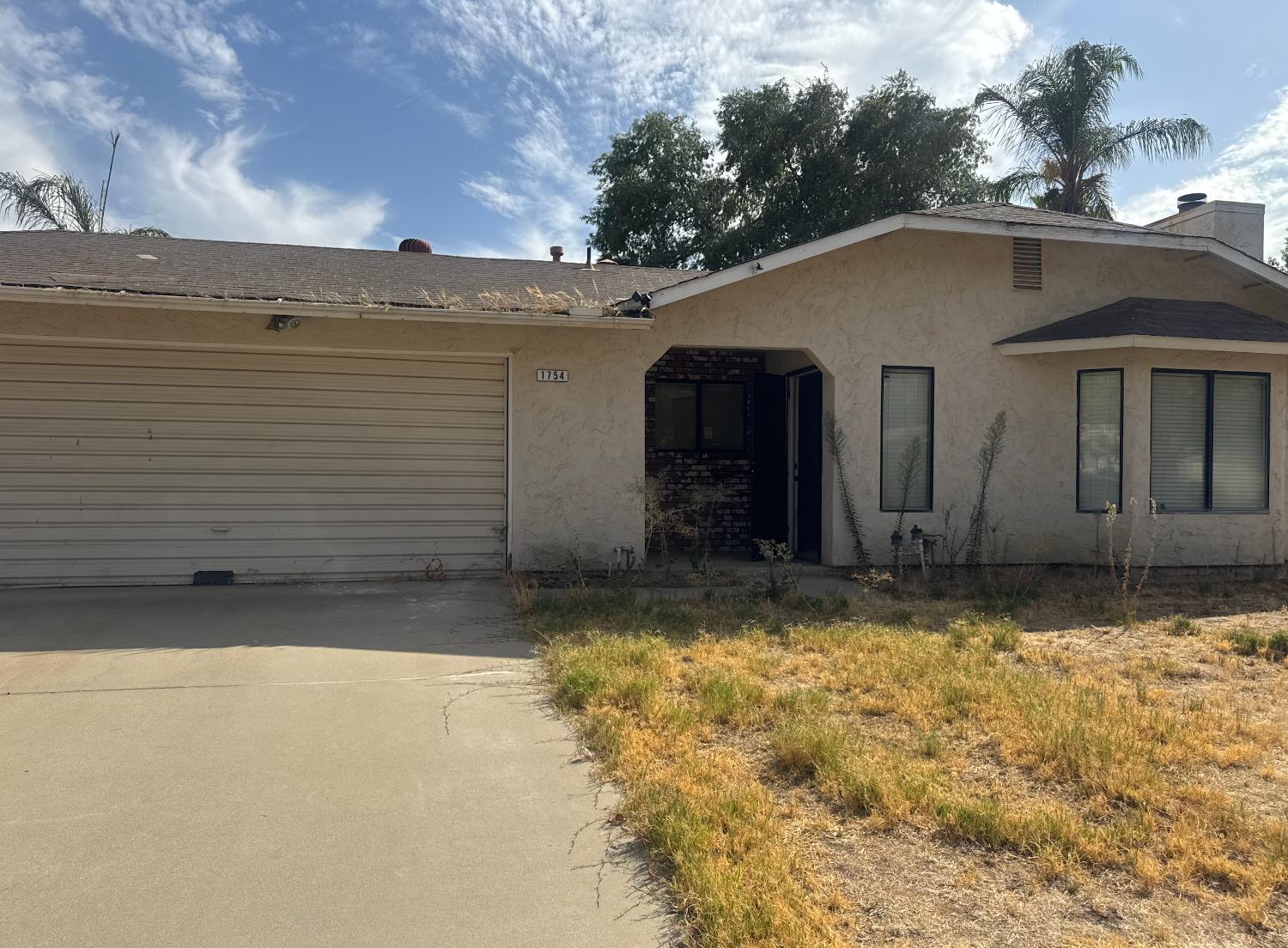 1754 Donner Ave, Clovis, CA 93611
