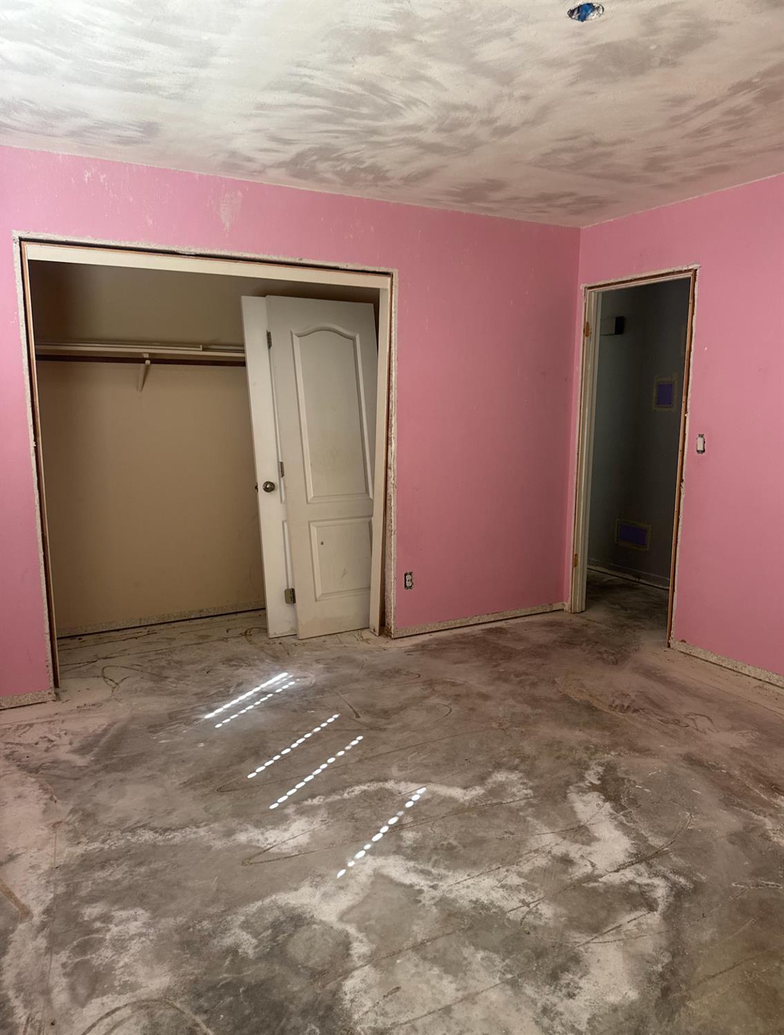 1754 Donner Ave, Clovis, CA 93611