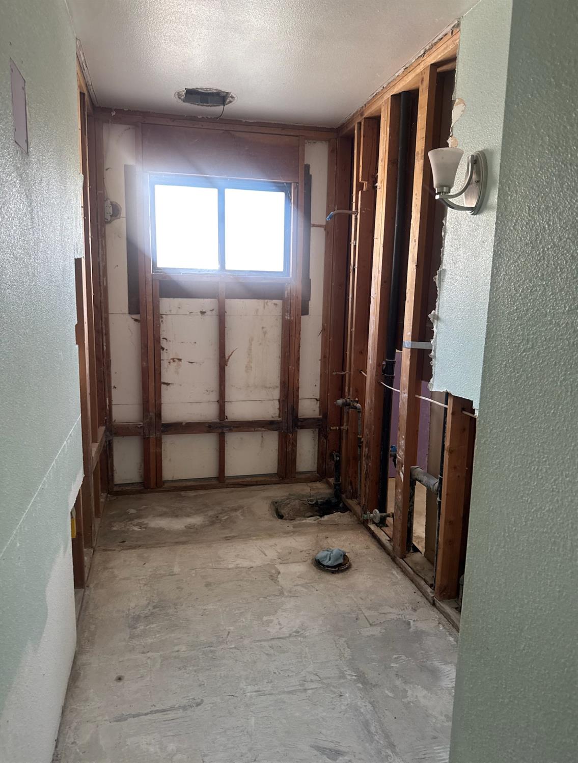 1754 Donner Ave, Clovis, CA 93611