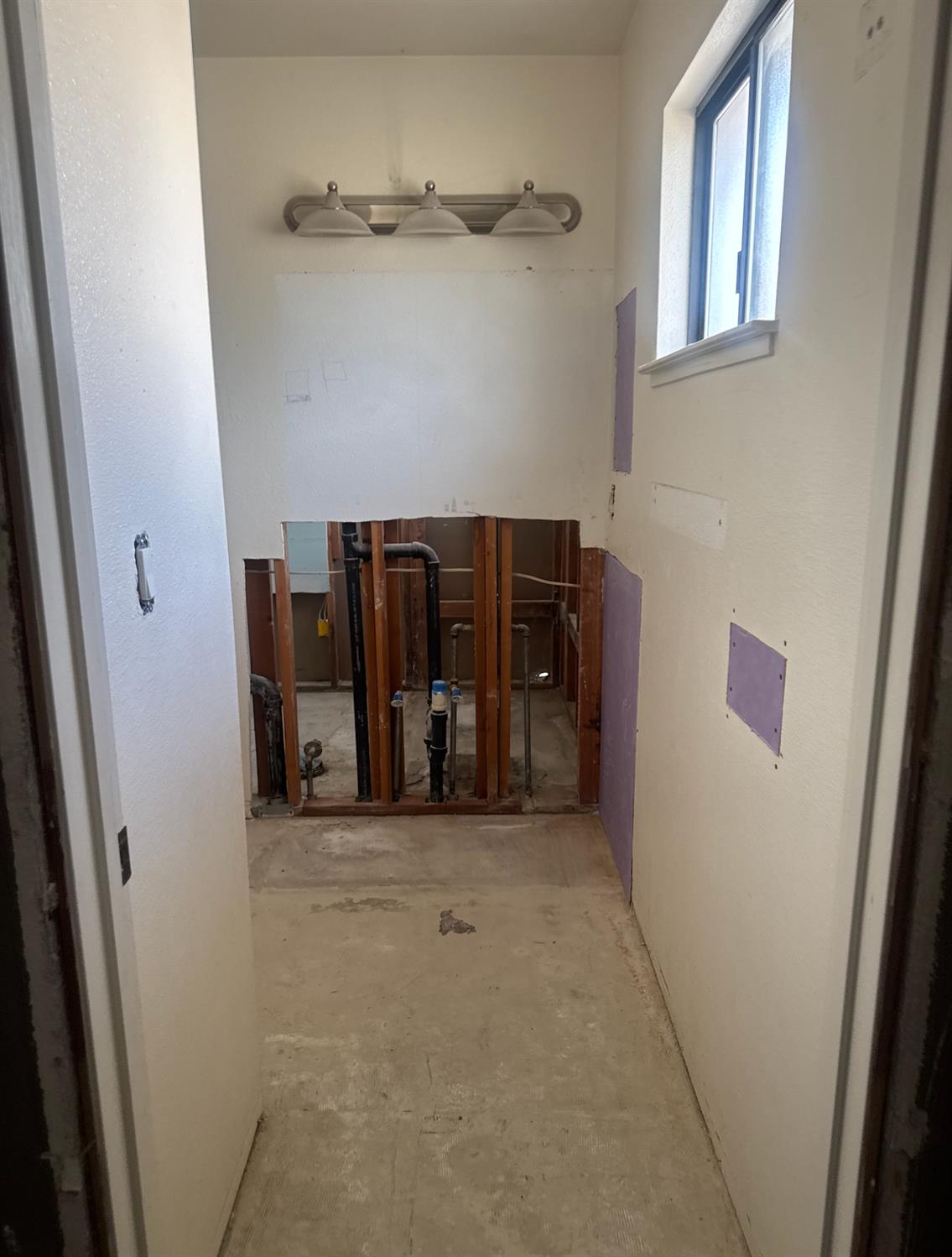 1754 Donner Ave, Clovis, CA 93611