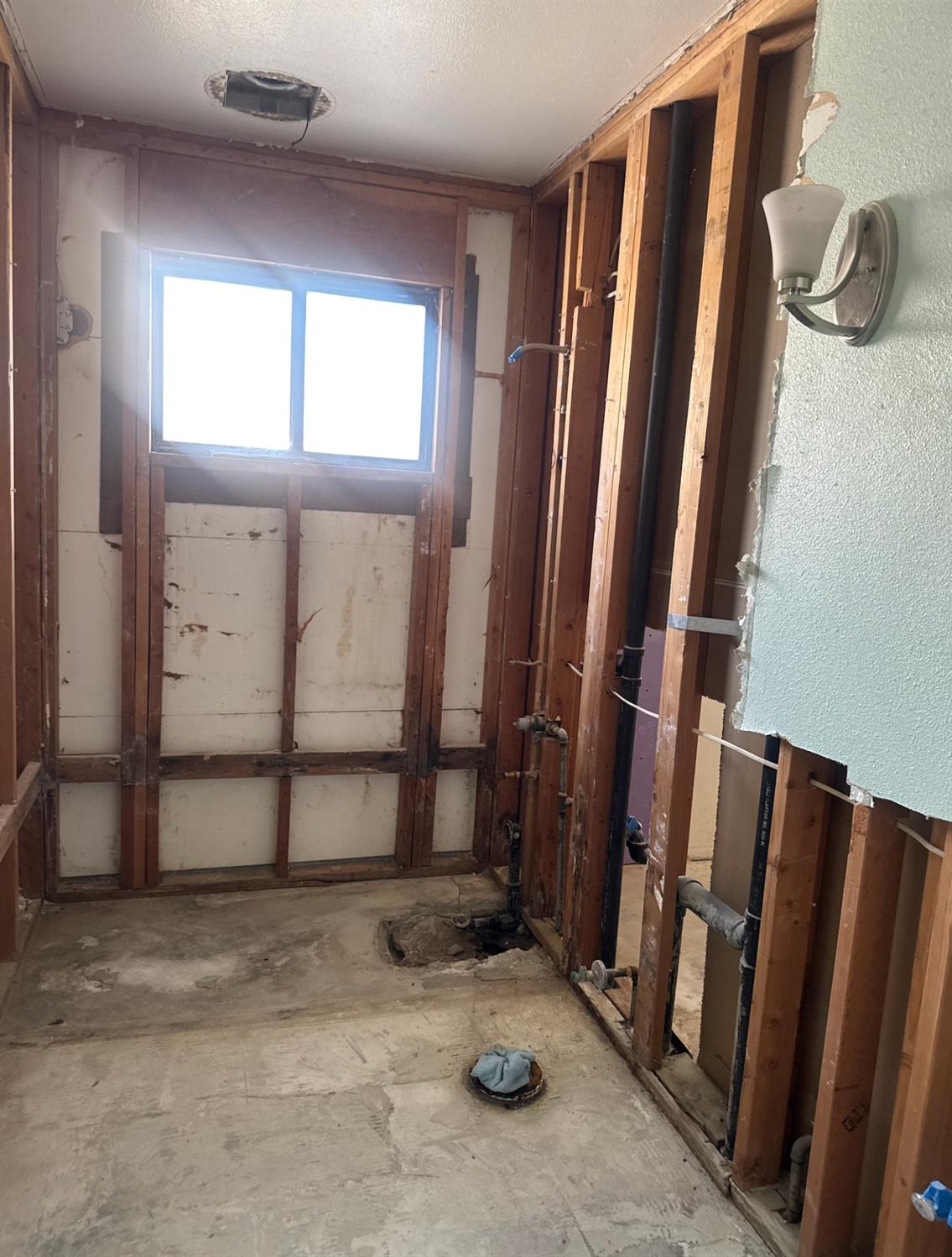 1754 Donner Ave, Clovis, CA 93611