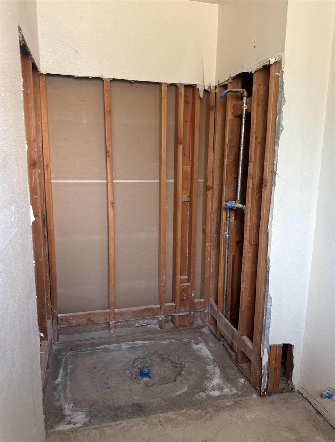 1754 Donner Ave, Clovis, CA 93611