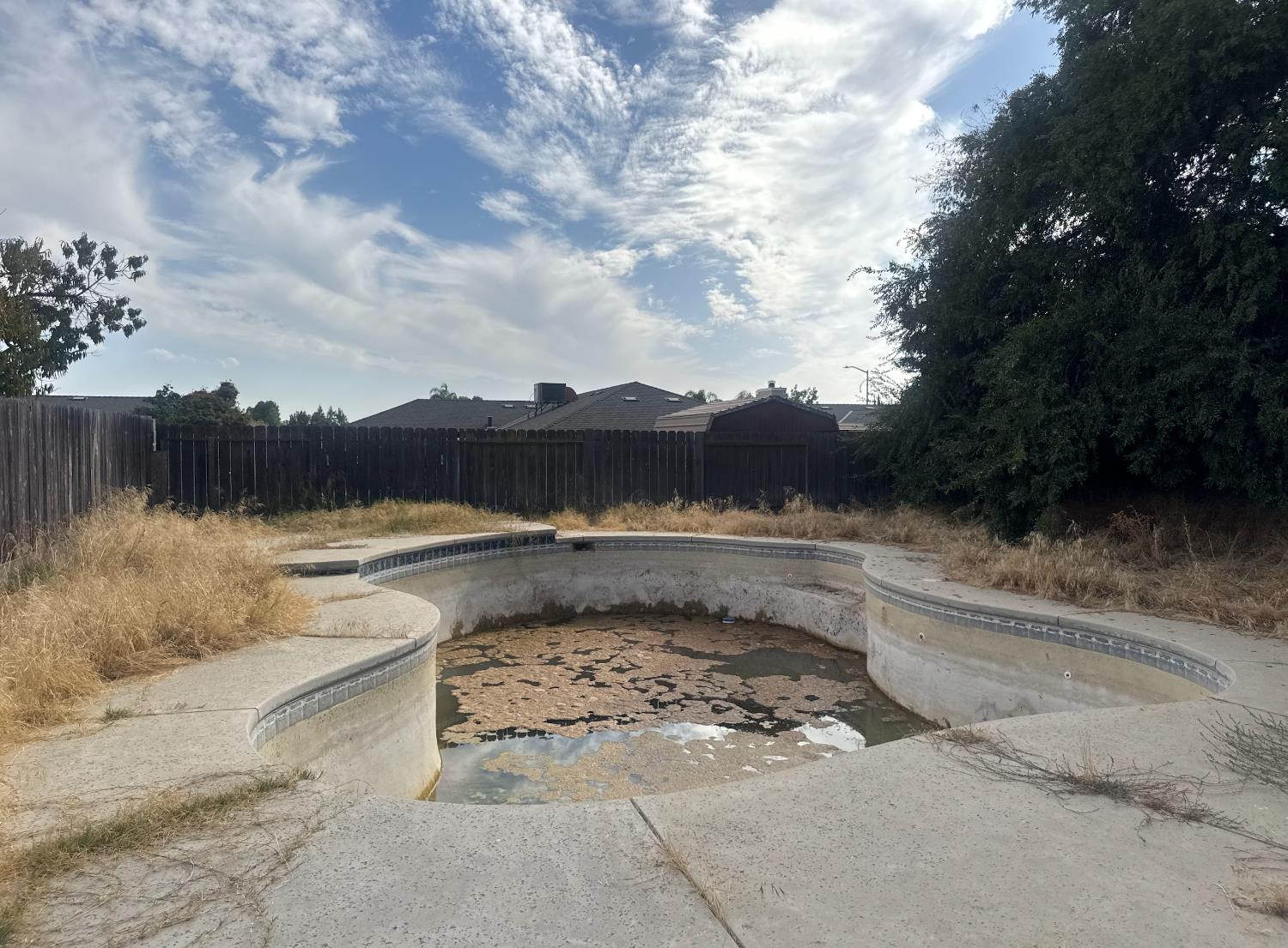 1754 Donner Ave, Clovis, CA 93611