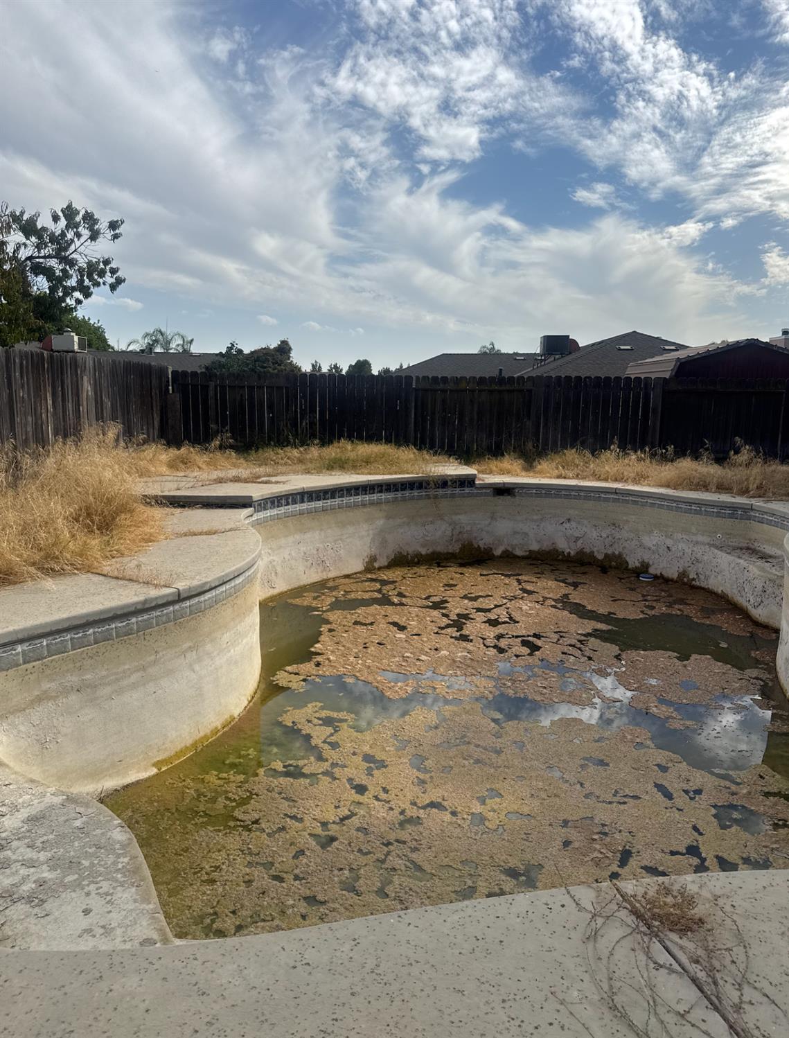 1754 Donner Ave, Clovis, CA 93611