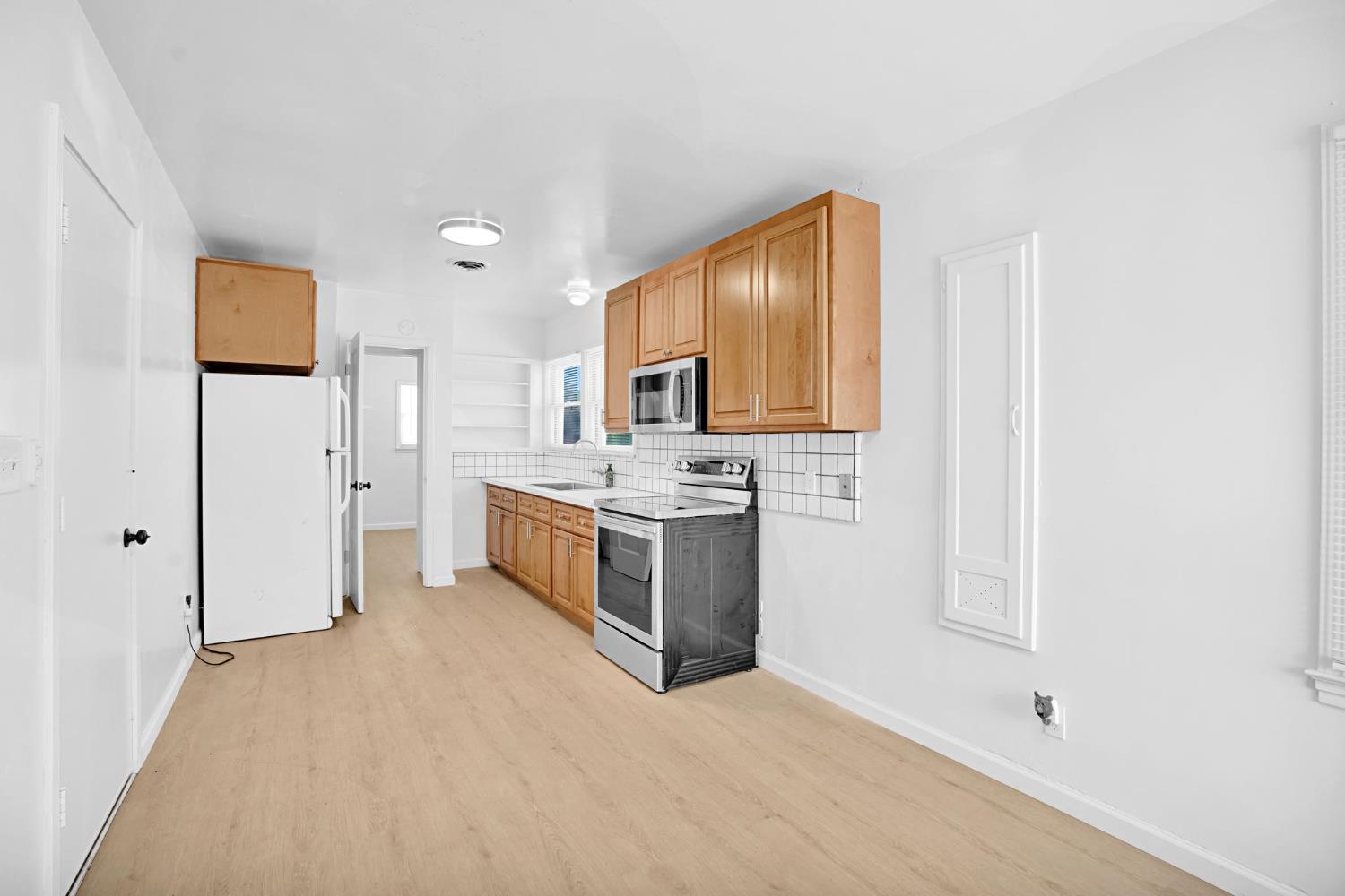 2847 E Michigan, Fresno, CA 93703