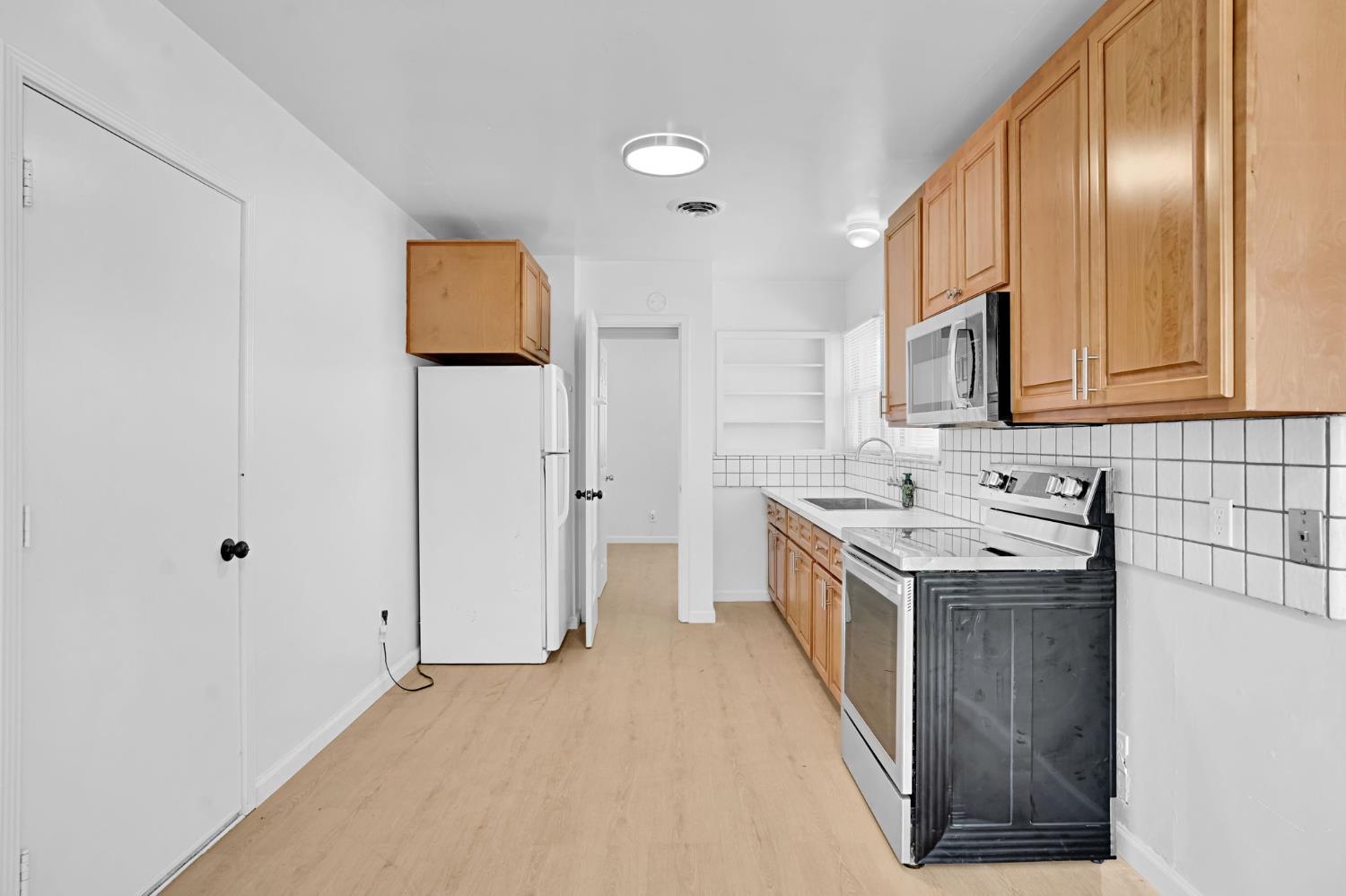 2847 E Michigan, Fresno, CA 93703