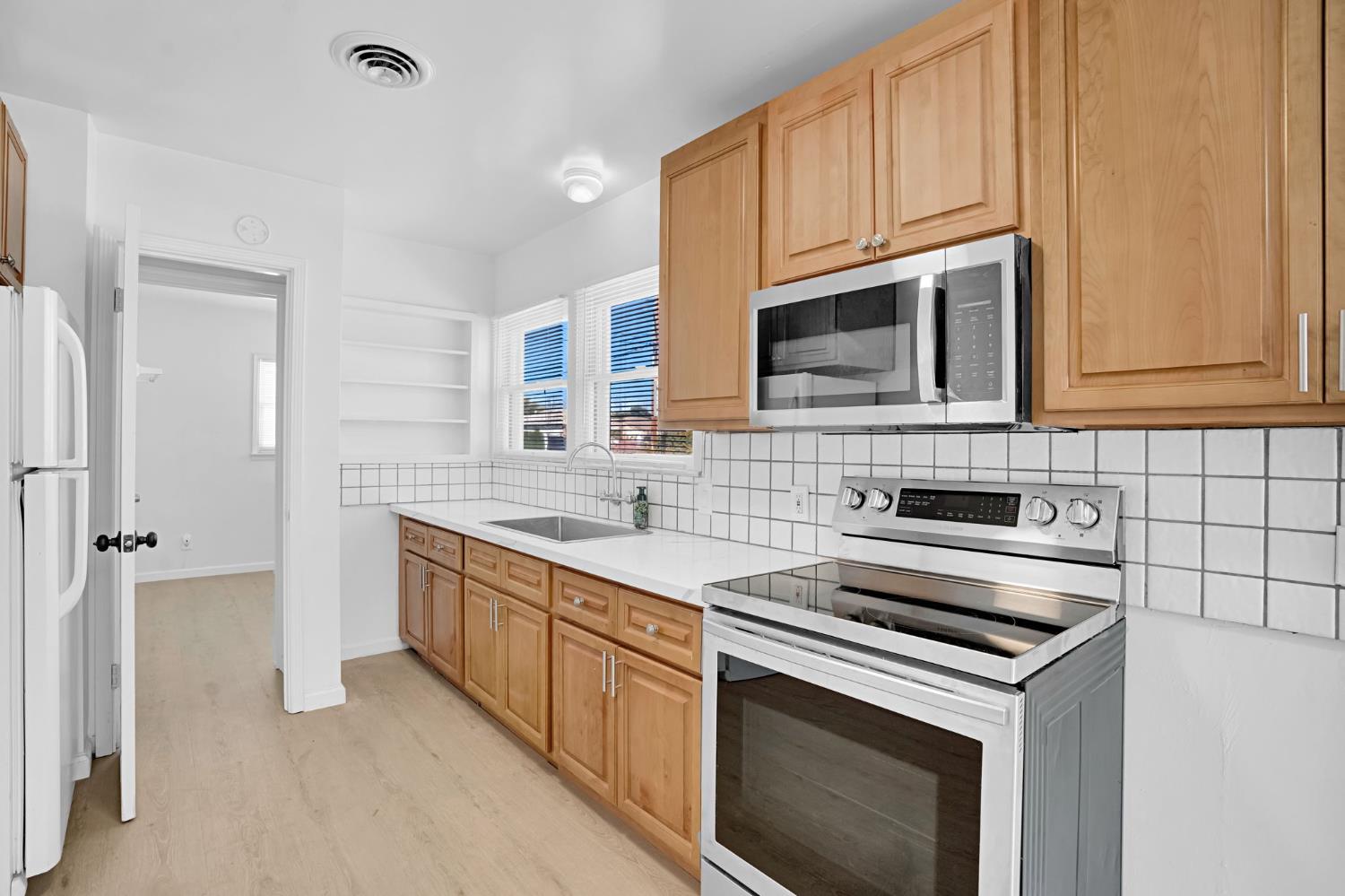 2847 E Michigan, Fresno, CA 93703