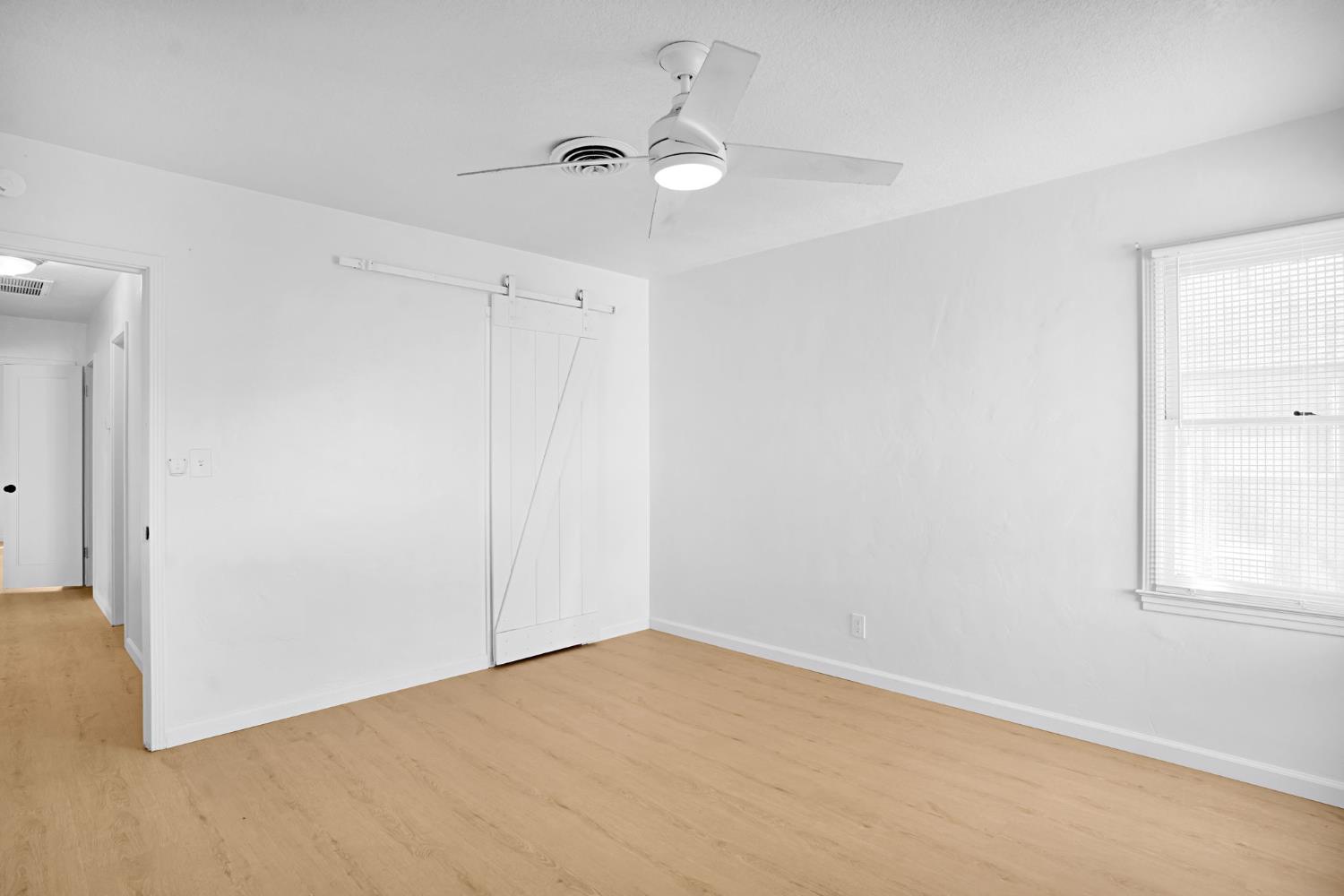 2847 E Michigan, Fresno, CA 93703