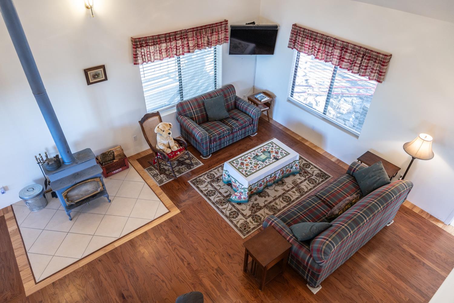 7501 Yosemite Park Way, Yosemite West, CA 95389