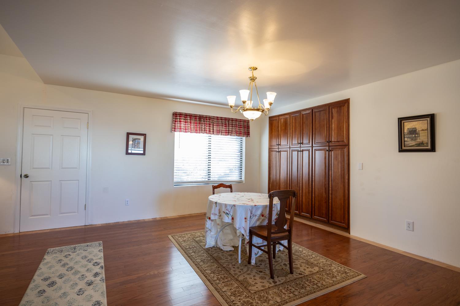7501 Yosemite Park Way, Yosemite West, CA 95389