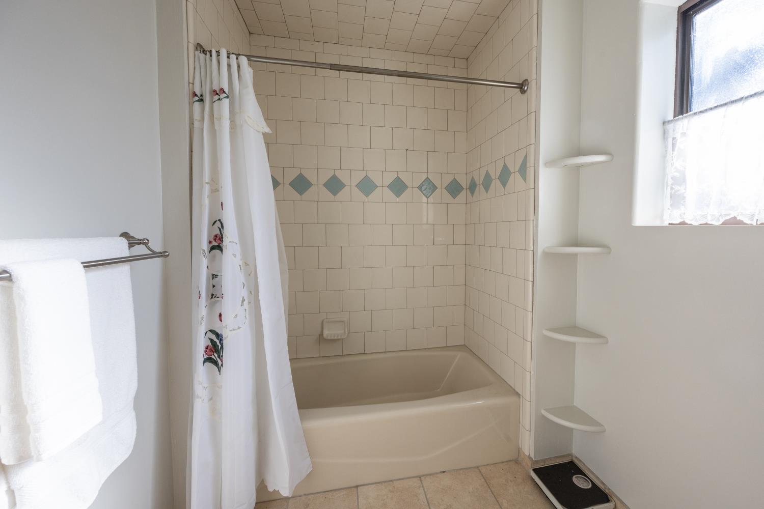 7501 Yosemite Park Way, Yosemite West, CA 95389
