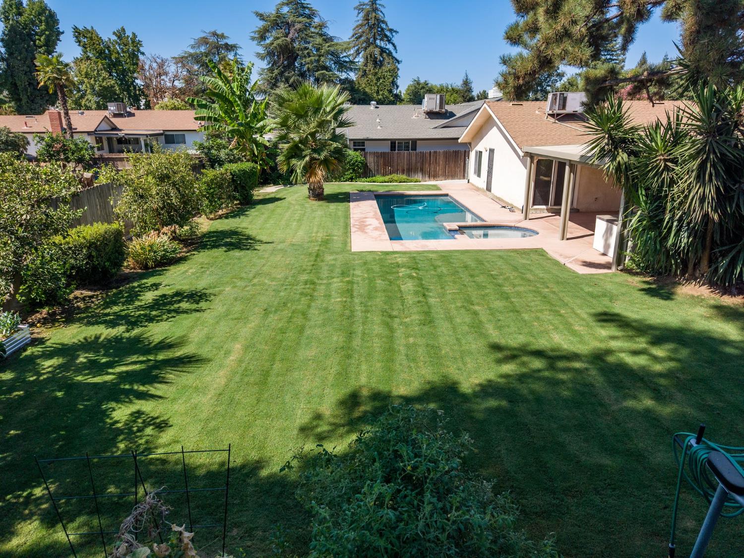 5170 E Huntington, Fresno, CA 93727