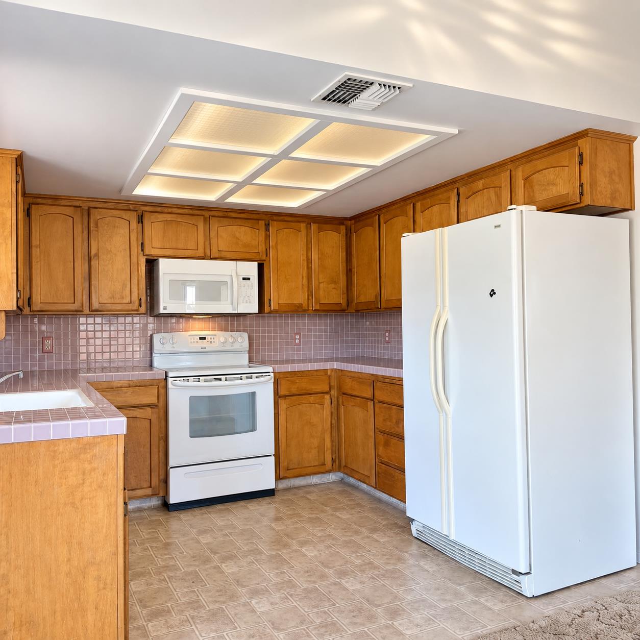 9570 N Archie Ave, Fresno, CA 93720