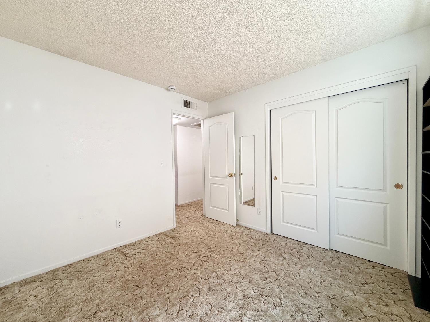 9570 N Archie Ave, Fresno, CA 93720